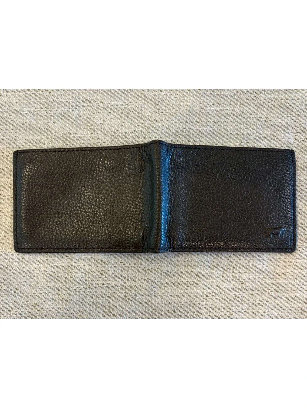 Will Leather Goods Mens Brown Pebble Grain Leather Bifold Wallet Mesh ID Window